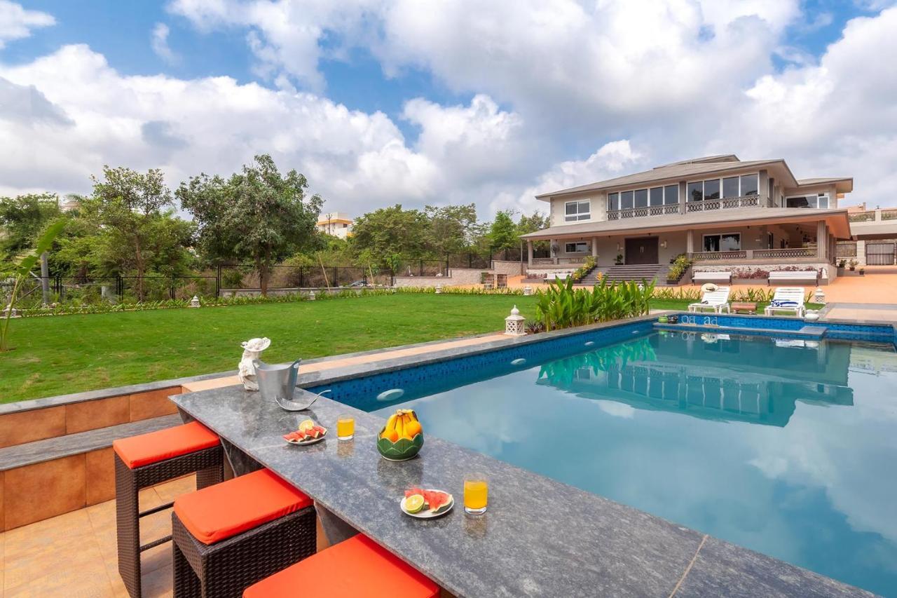 Stayvista'S The Cincin With Elegant Rooms, Snooker Table, Pool, Scenic View, And Jacuzzi Lonavala Eksteriør billede